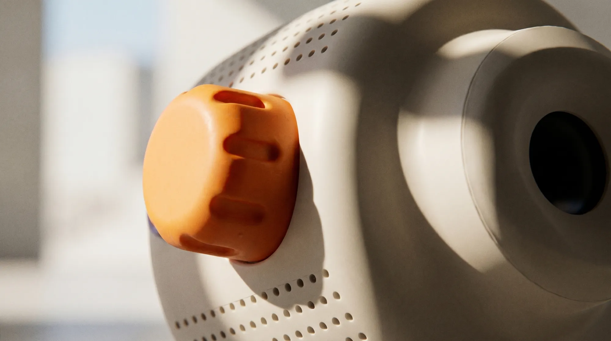 Close-up of a mur mur speaker in a city block
